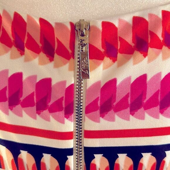 Eliza J Striped Stretch Shift Dress - Picture 7 of 9